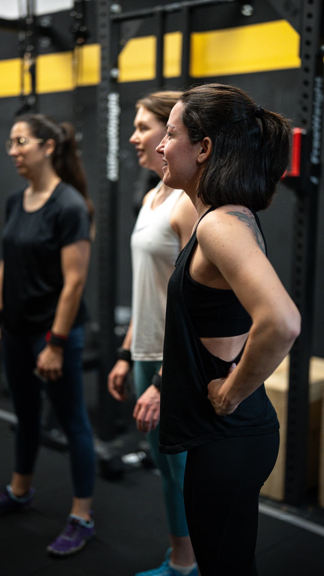 Compañeras durante una sesión de entrenamiento grupal